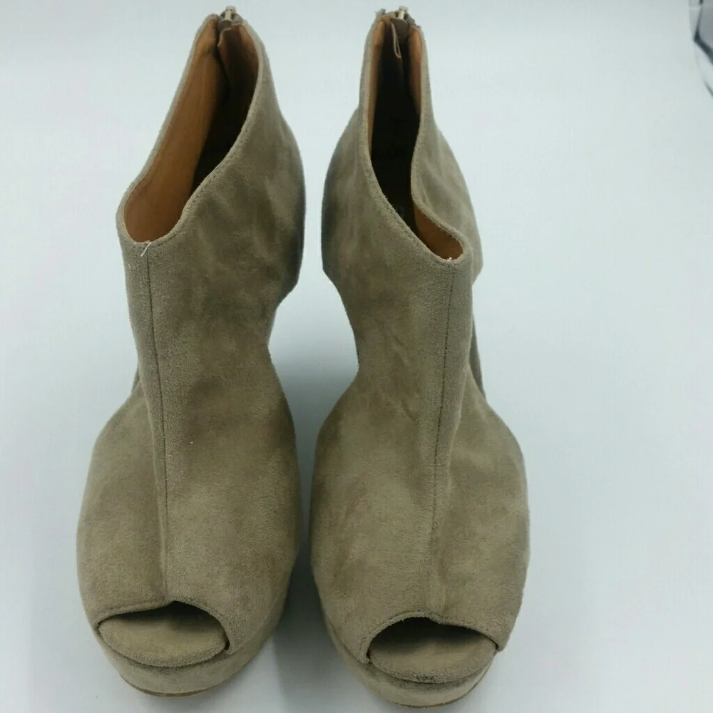 RUBI l Peep Toe Platform Wedge